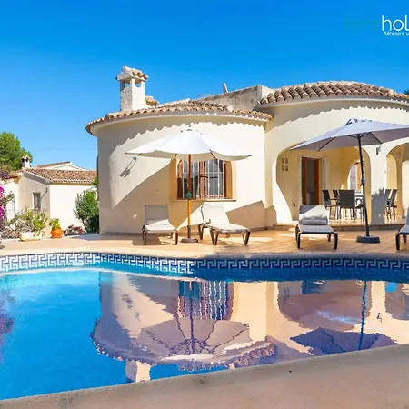 Villa Laurana By Hmr Holidays